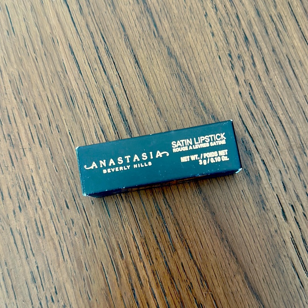 NIB Anastasia Beverly Hills satin lipstick - Warm Peach